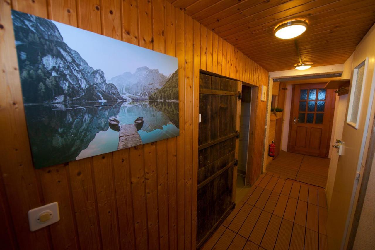 Chalet 4 Personnes Avec Sauna 莱森 外观 照片