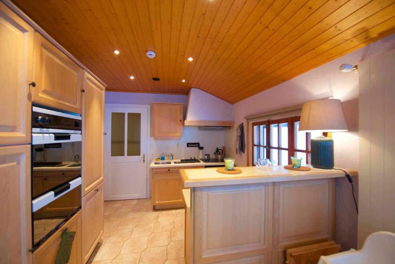 Chalet 4 Personnes Avec Sauna 莱森 外观 照片