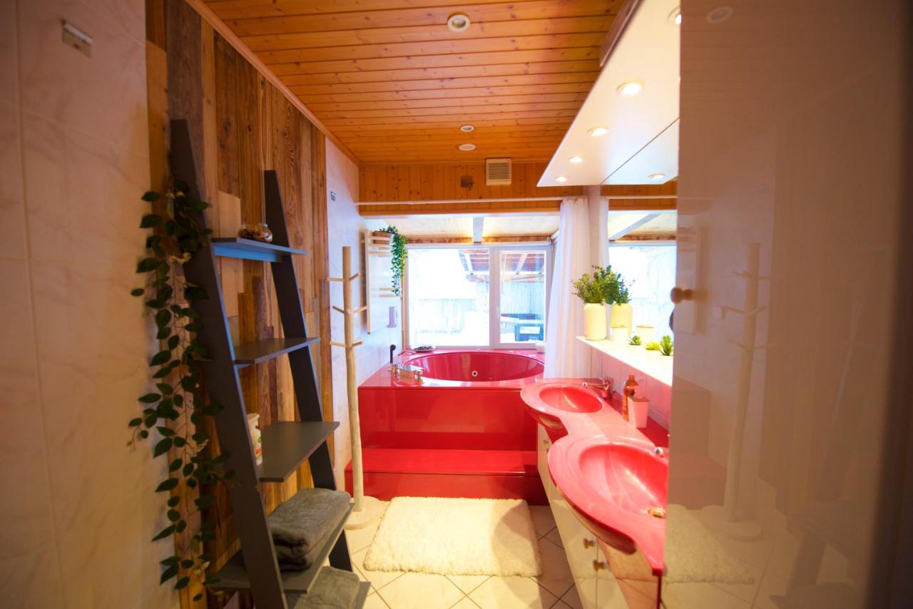 Chalet 4 Personnes Avec Sauna 莱森 外观 照片